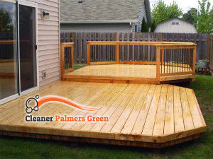 wooden-deck-cleaning-palmers-green